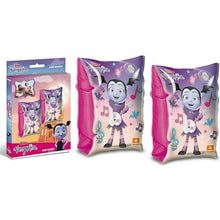 Lataa kuva Galleria-katseluun, Hihat Vampirina (15 x 25 cm)
